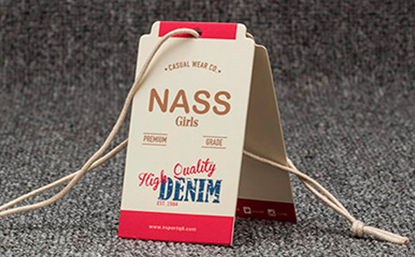 吊牌定做，選擇怎么樣的吊牌廠家更靠譜？